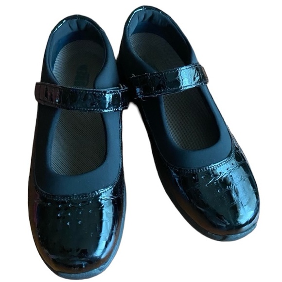 COPY - Drew black Leather Mary Jane Velcro Orthopedic shoe women’s size 8 Wide - Picture 3 of 7